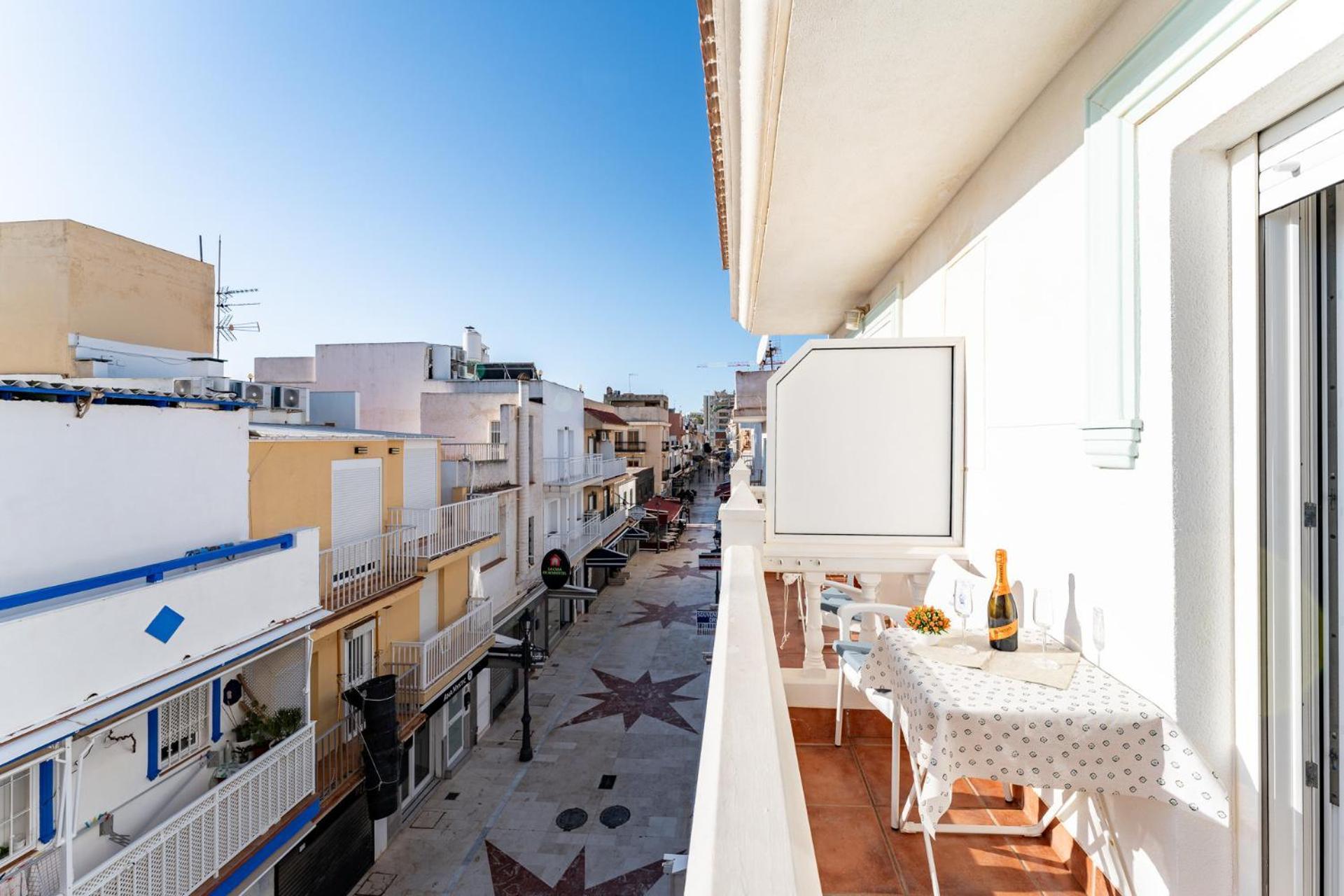 טורמולינוס Malagasuite El Levante Apartments חדר תמונה