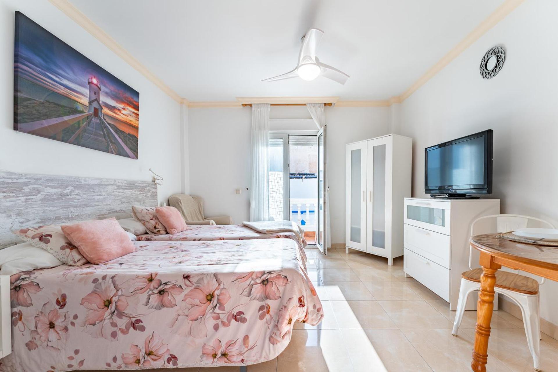 טורמולינוס Malagasuite El Levante Apartments מראה חיצוני תמונה