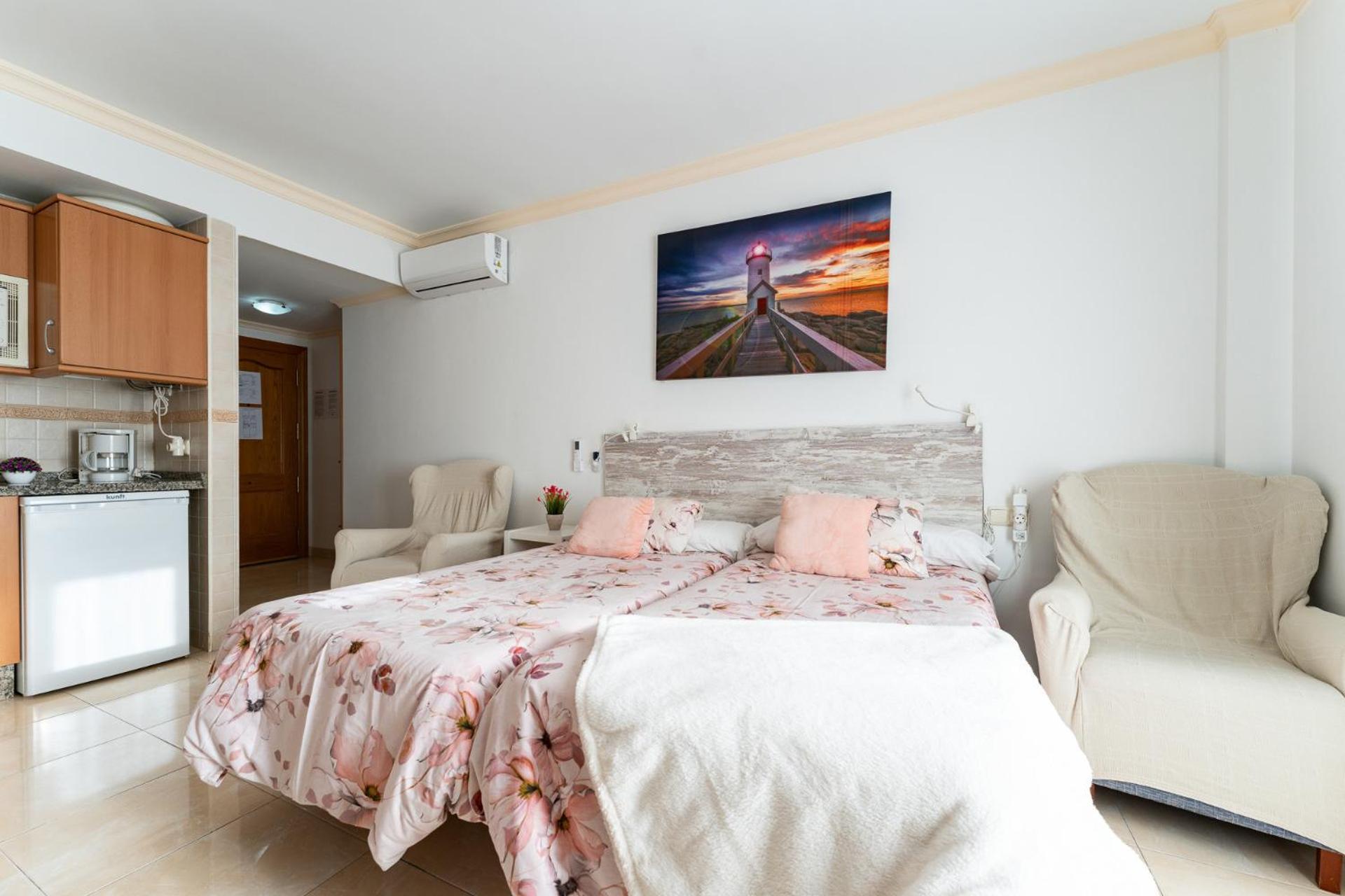 טורמולינוס Malagasuite El Levante Apartments חדר תמונה