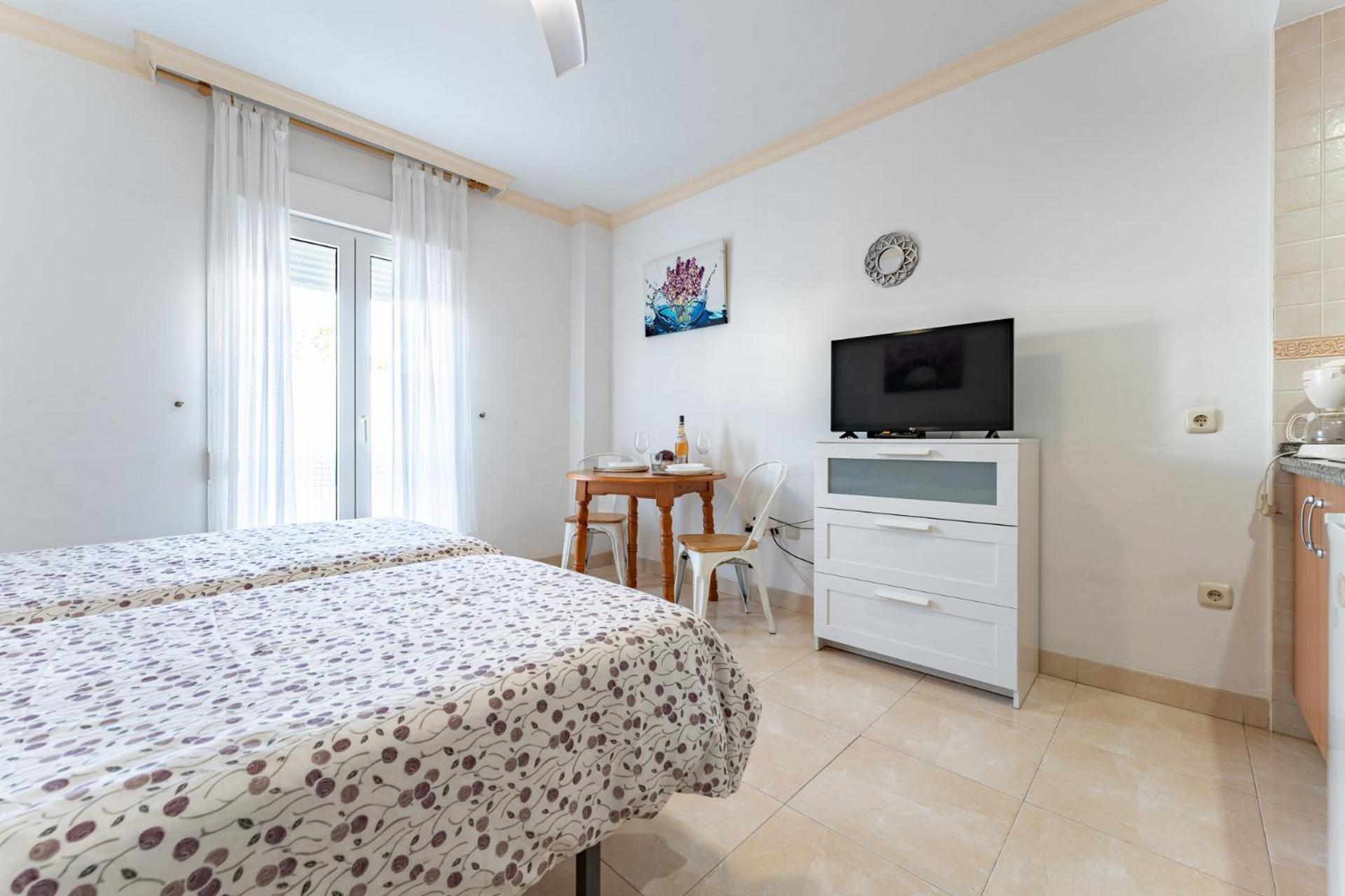 טורמולינוס Malagasuite El Levante Apartments חדר תמונה