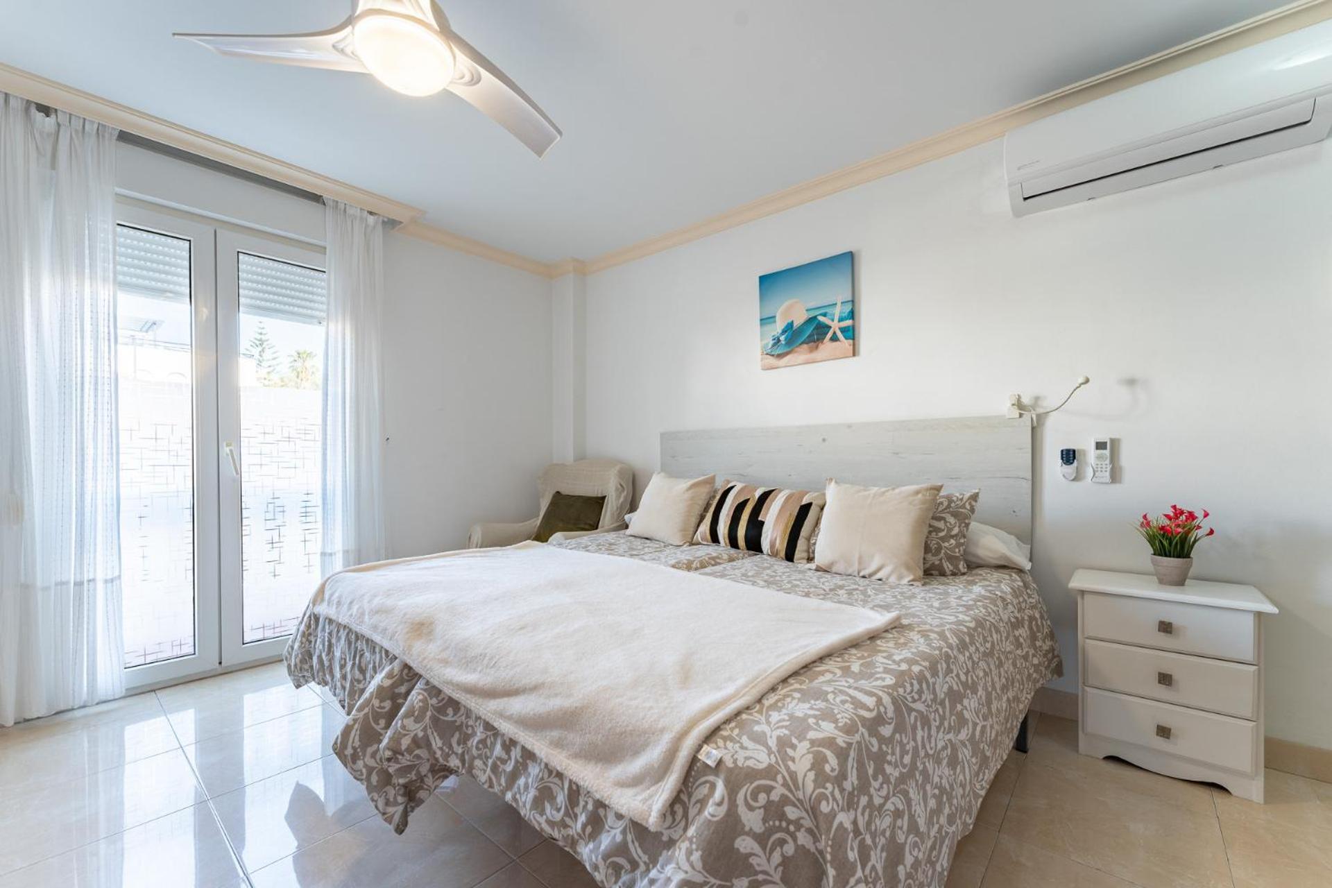 טורמולינוס Malagasuite El Levante Apartments מראה חיצוני תמונה