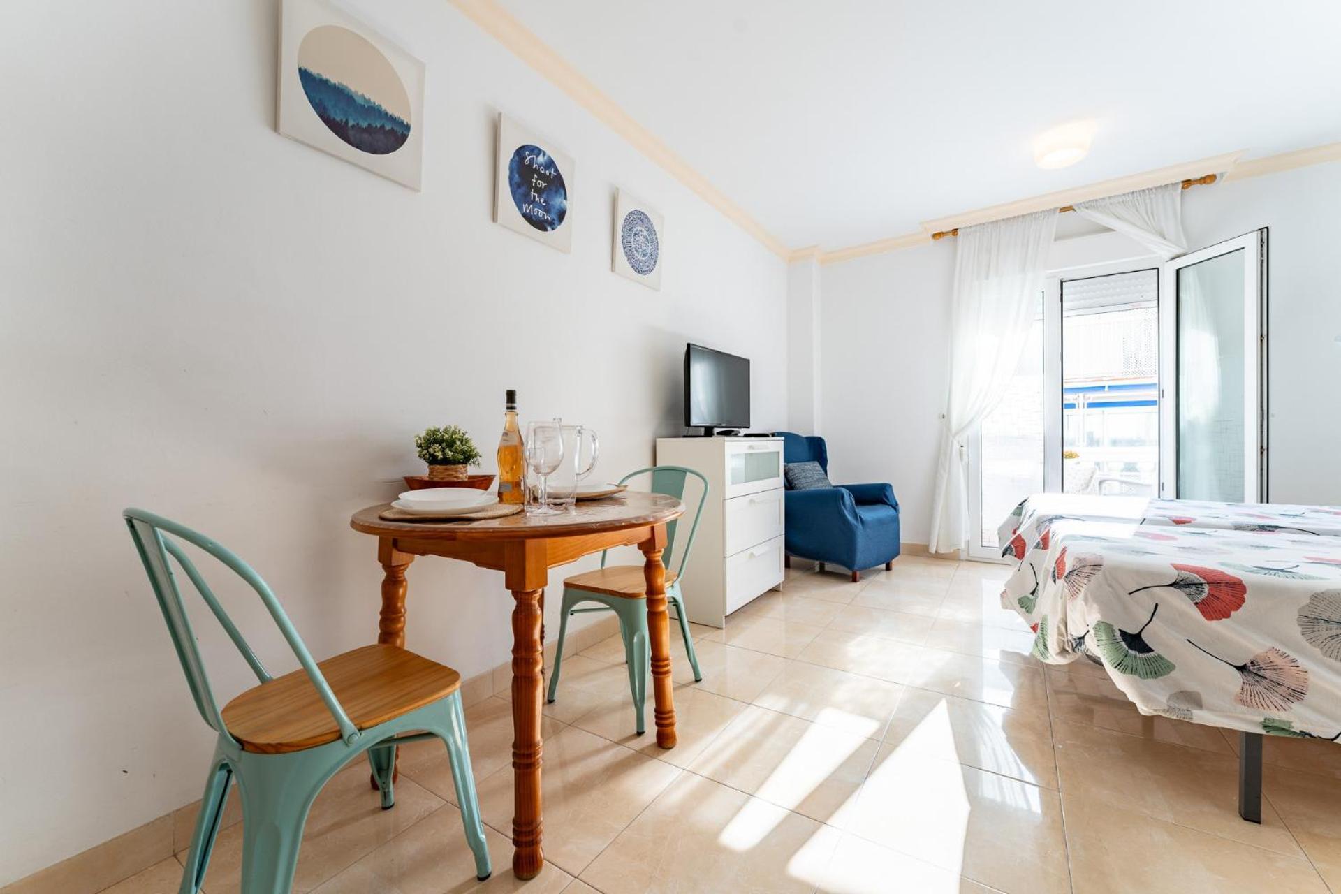 טורמולינוס Malagasuite El Levante Apartments מראה חיצוני תמונה