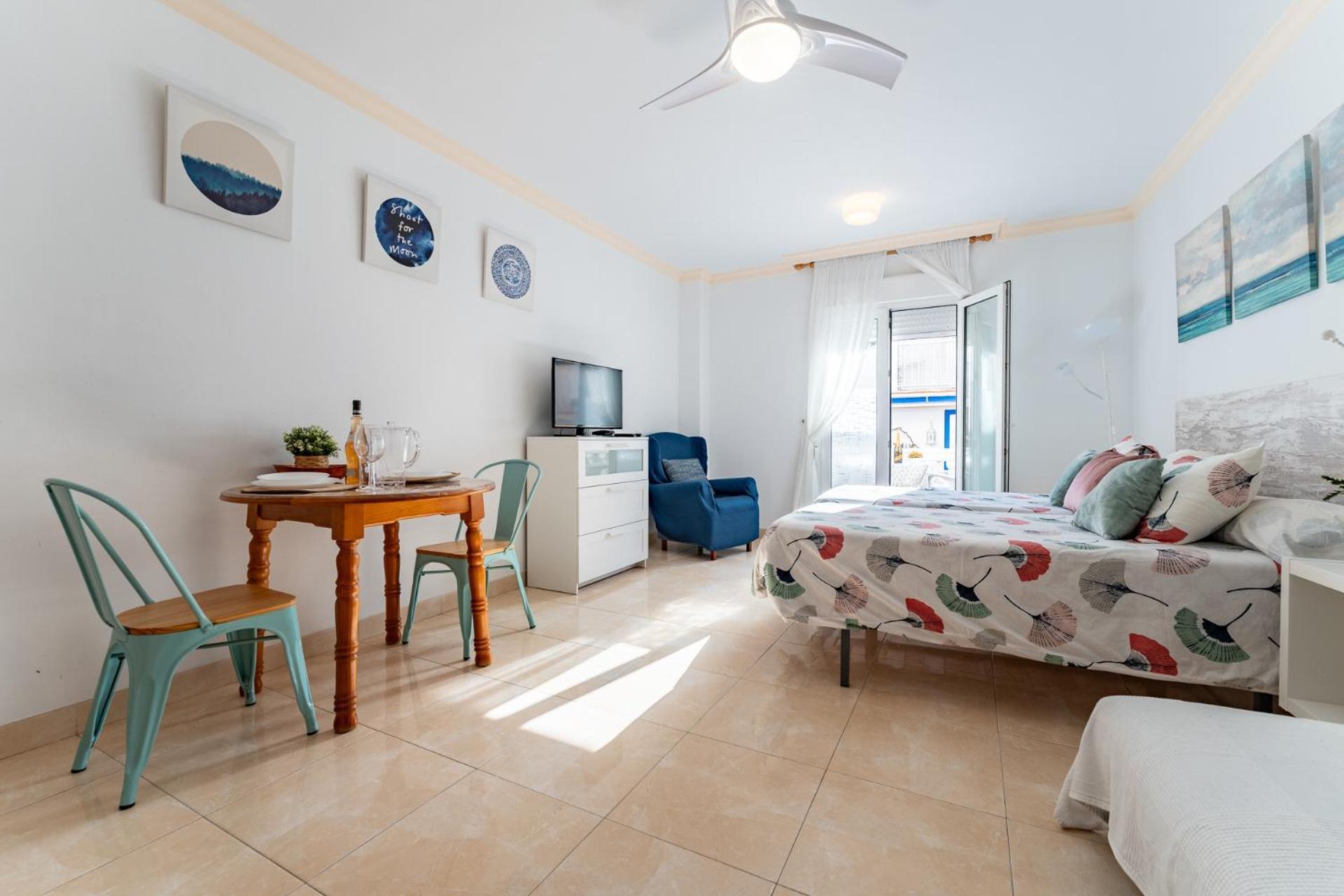 טורמולינוס Malagasuite El Levante Apartments חדר תמונה