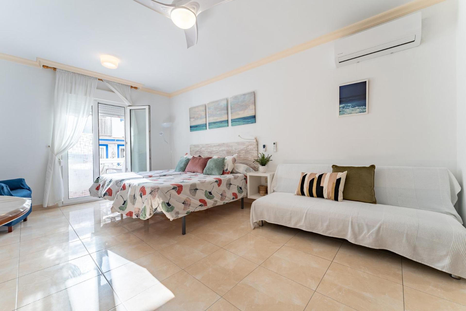 טורמולינוס Malagasuite El Levante Apartments מראה חיצוני תמונה