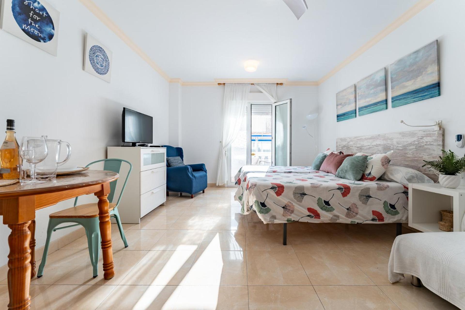 טורמולינוס Malagasuite El Levante Apartments מראה חיצוני תמונה